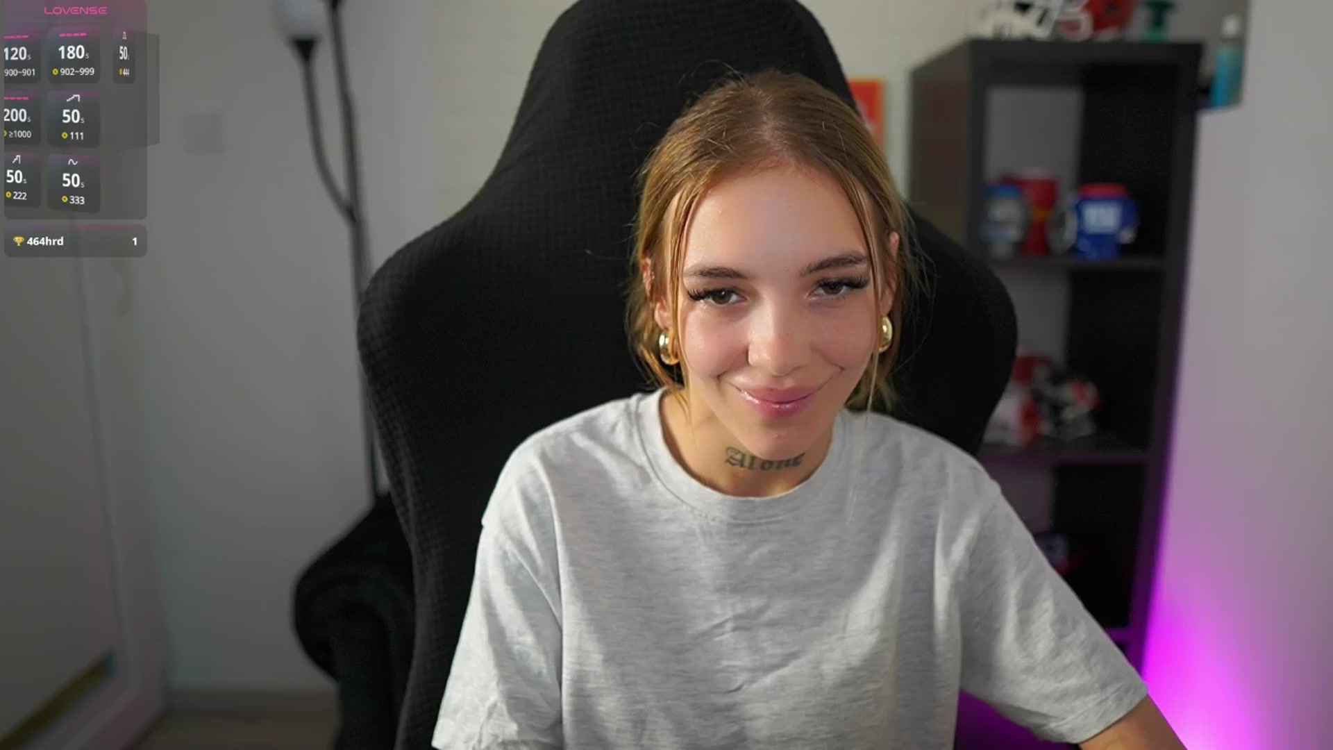 Gallery image thumbnail from Alexxisky's myfreecams stream on, 08/10/2025, 15:01 image 1 of 20