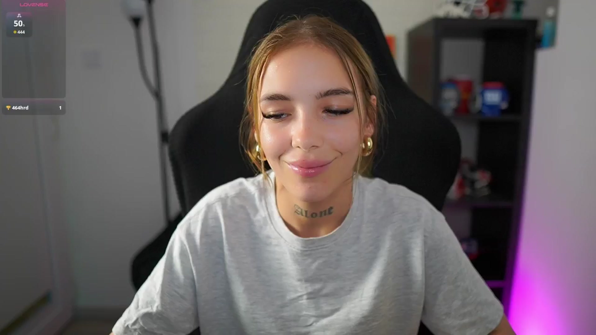 Gallery image thumbnail from Alexxisky's myfreecams stream on, 08/10/2025, 15:01 image 13 of 20