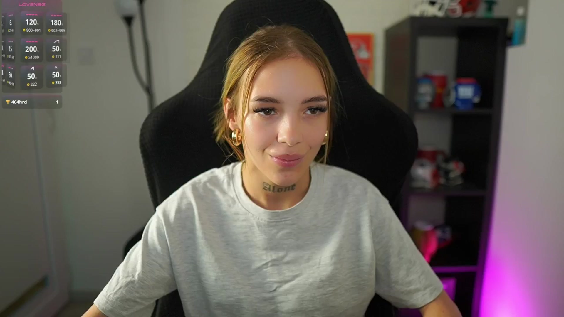 Gallery image thumbnail from Alexxisky's myfreecams stream on, 08/10/2025, 15:01 image 3 of 20