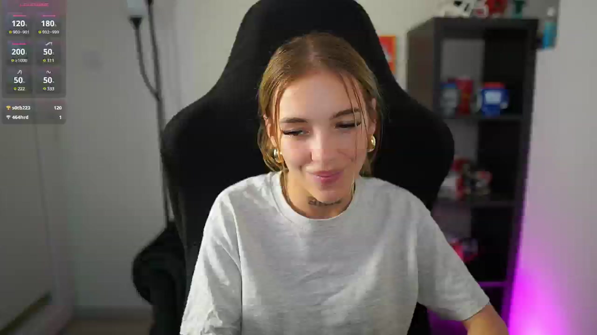 Gallery image thumbnail from Alexxisky's myfreecams stream on, 08/10/2025, 17:59 image 3 of 20