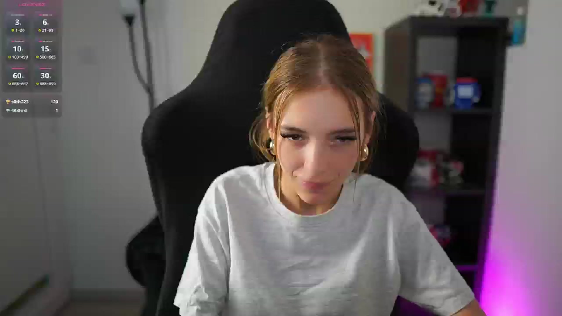 Gallery image thumbnail from Alexxisky's myfreecams stream on, 08/10/2025, 17:59 image 2 of 20