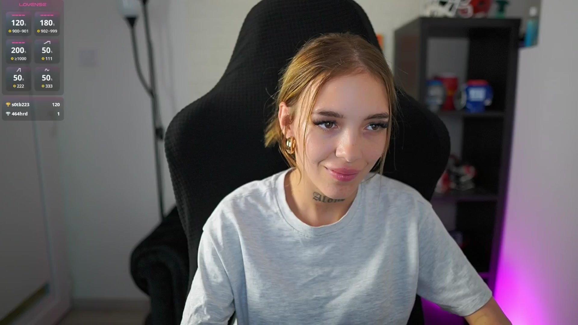 Gallery image thumbnail from Alexxisky's myfreecams stream on, 08/10/2025, 17:59 image 14 of 20