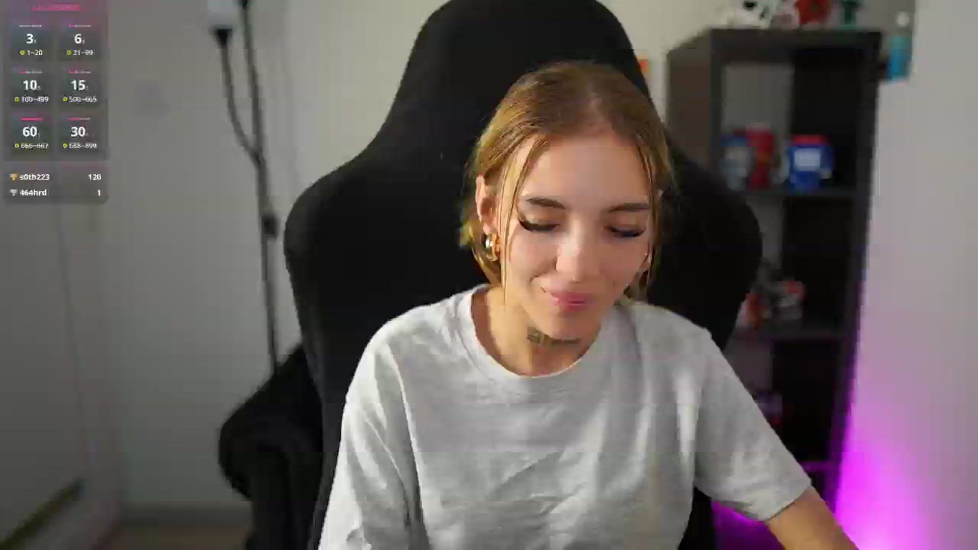 Gallery image thumbnail from Alexxisky's myfreecams stream on, 08/10/2025, 17:59 image 10 of 20