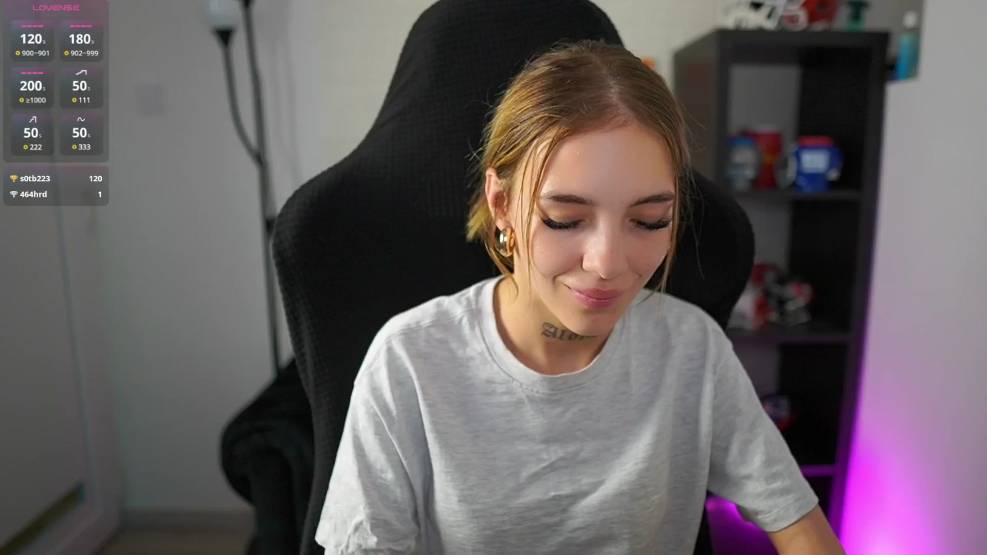 Gallery image thumbnail from Alexxisky's myfreecams stream on, 08/10/2025, 17:59 image 12 of 20