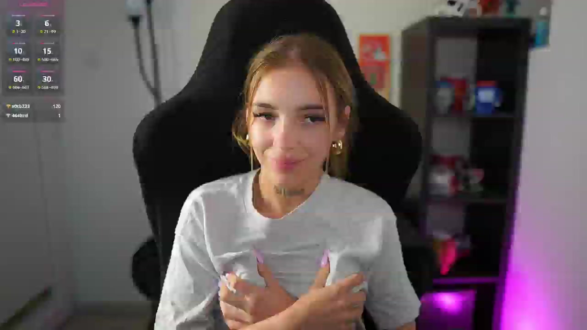 Gallery image thumbnail from Alexxisky's myfreecams stream on, 08/10/2025, 17:59 image 1 of 20