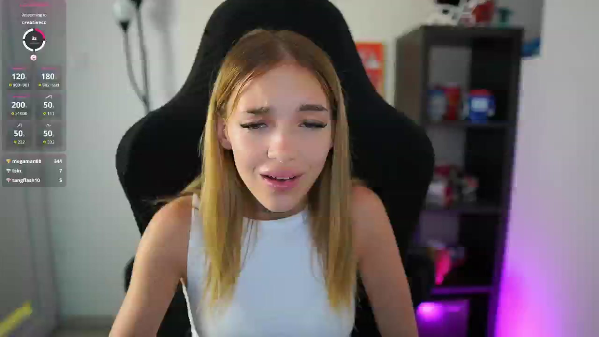 Gallery image thumbnail from Alexxisky's myfreecams stream on, 08/11/2025, 16:46 image 3 of 20