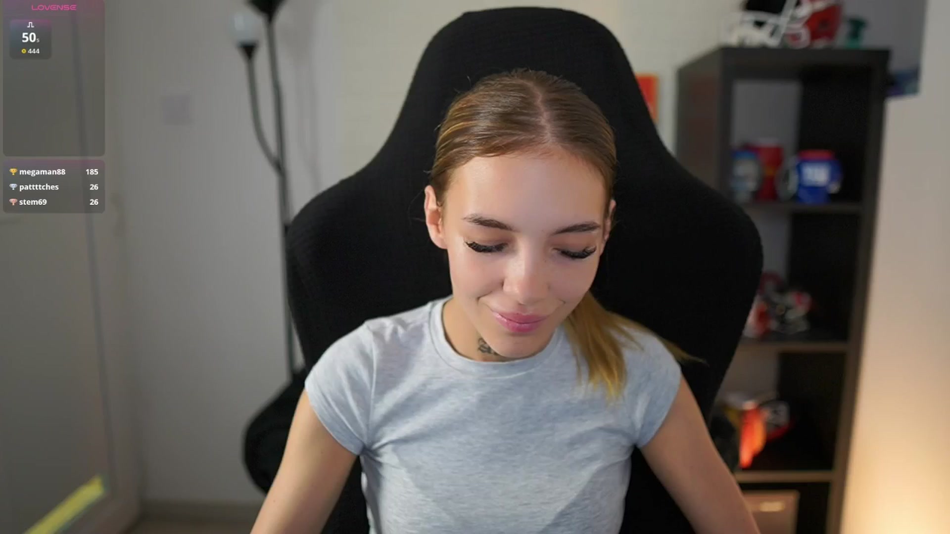 Gallery image thumbnail from Alexxisky's myfreecams stream on, 08/13/2025, 15:06 image 13 of 20