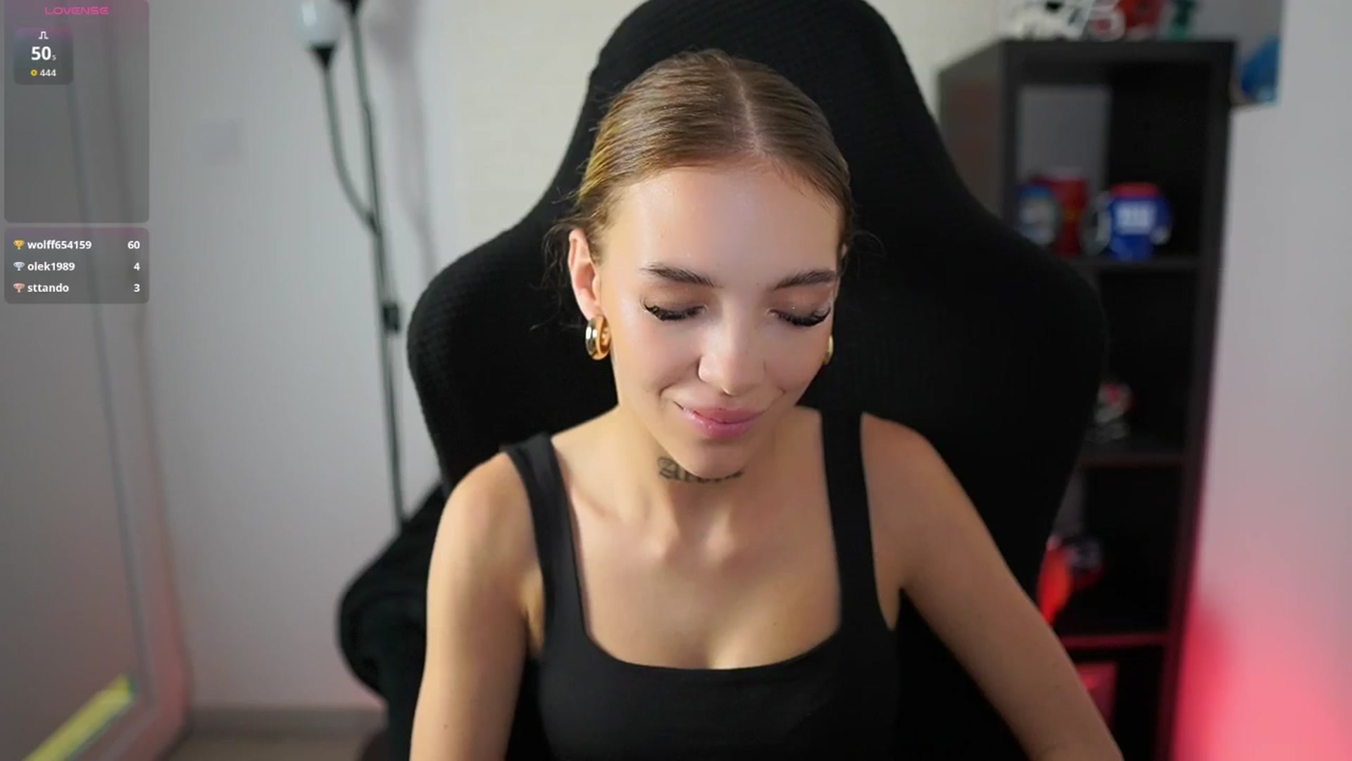 Gallery image thumbnail from Alexxisky's myfreecams stream on, 08/15/2025, 09:39 image 19 of 20