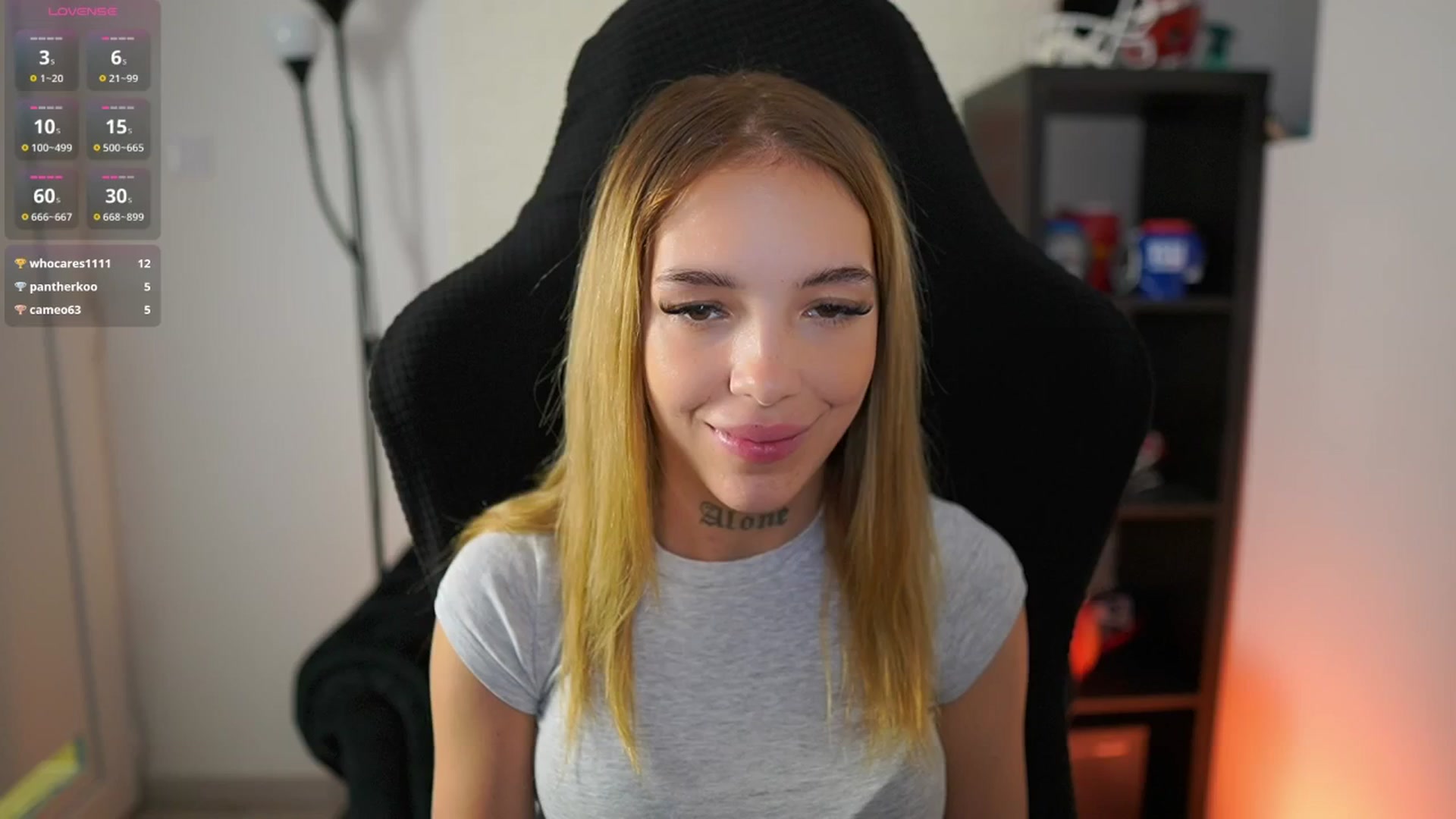 Gallery image thumbnail from Alexxisky's myfreecams stream on, 08/18/2025, 14:58 image 15 of 20