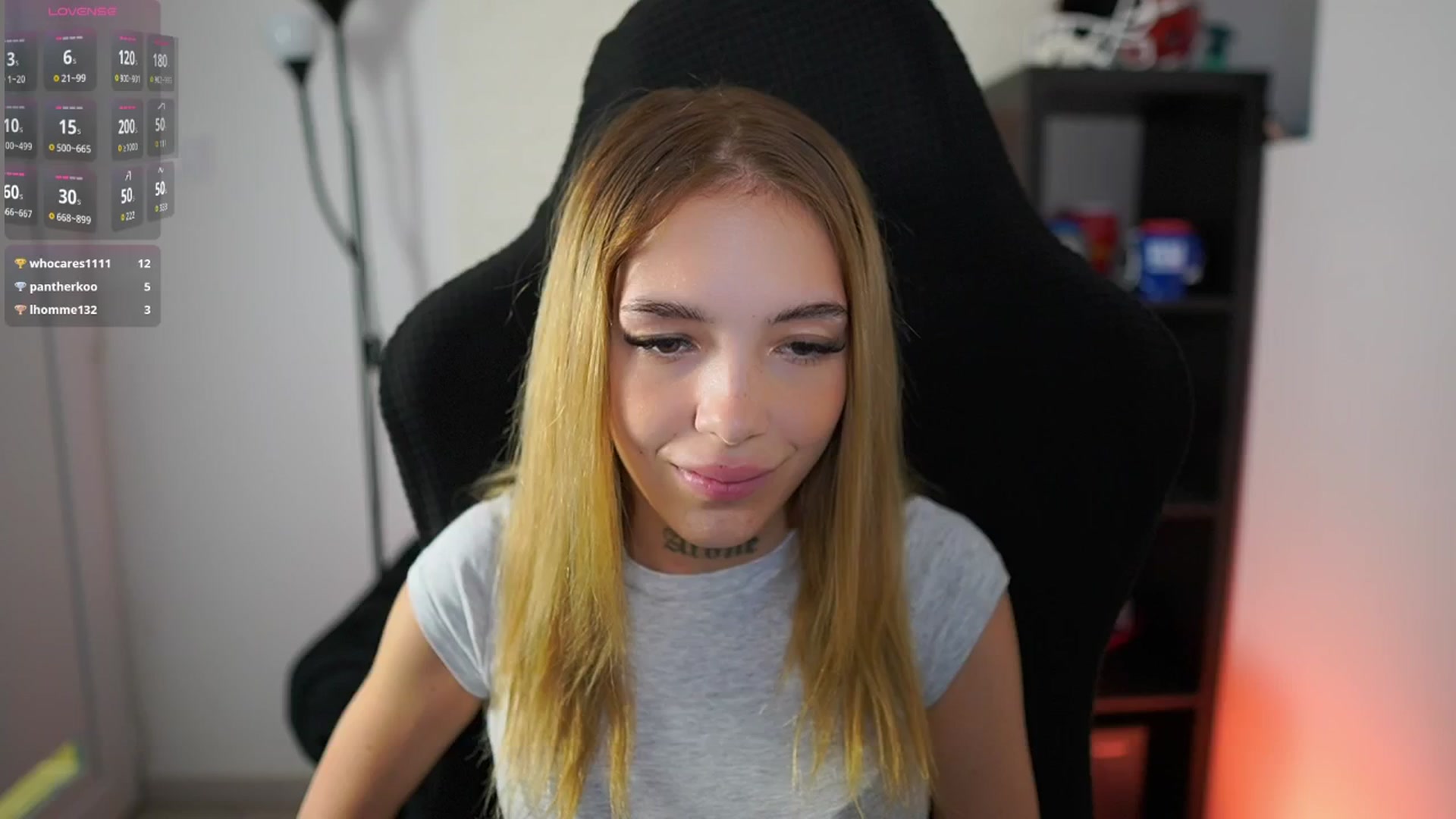 Gallery image thumbnail from Alexxisky's myfreecams stream on, 08/18/2025, 14:58 image 9 of 20