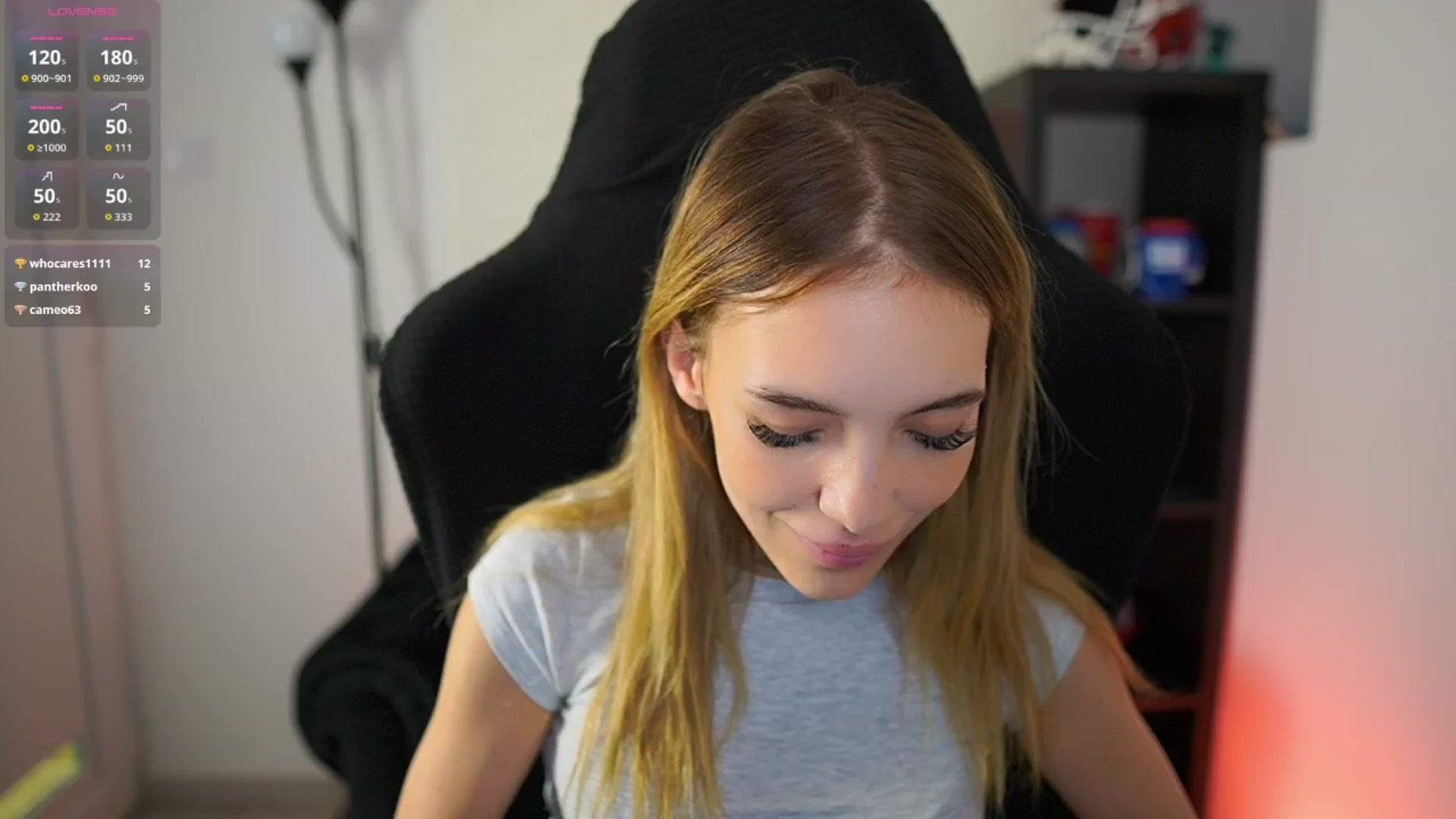 Gallery image thumbnail from Alexxisky's myfreecams stream on, 08/18/2025, 14:58 image 17 of 20