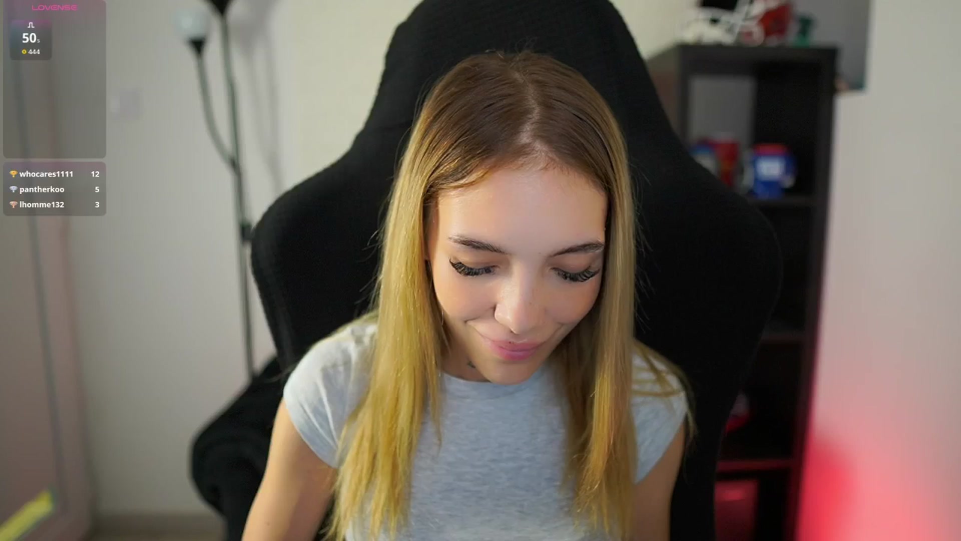 Gallery image thumbnail from Alexxisky's myfreecams stream on, 08/18/2025, 14:58 image 12 of 20
