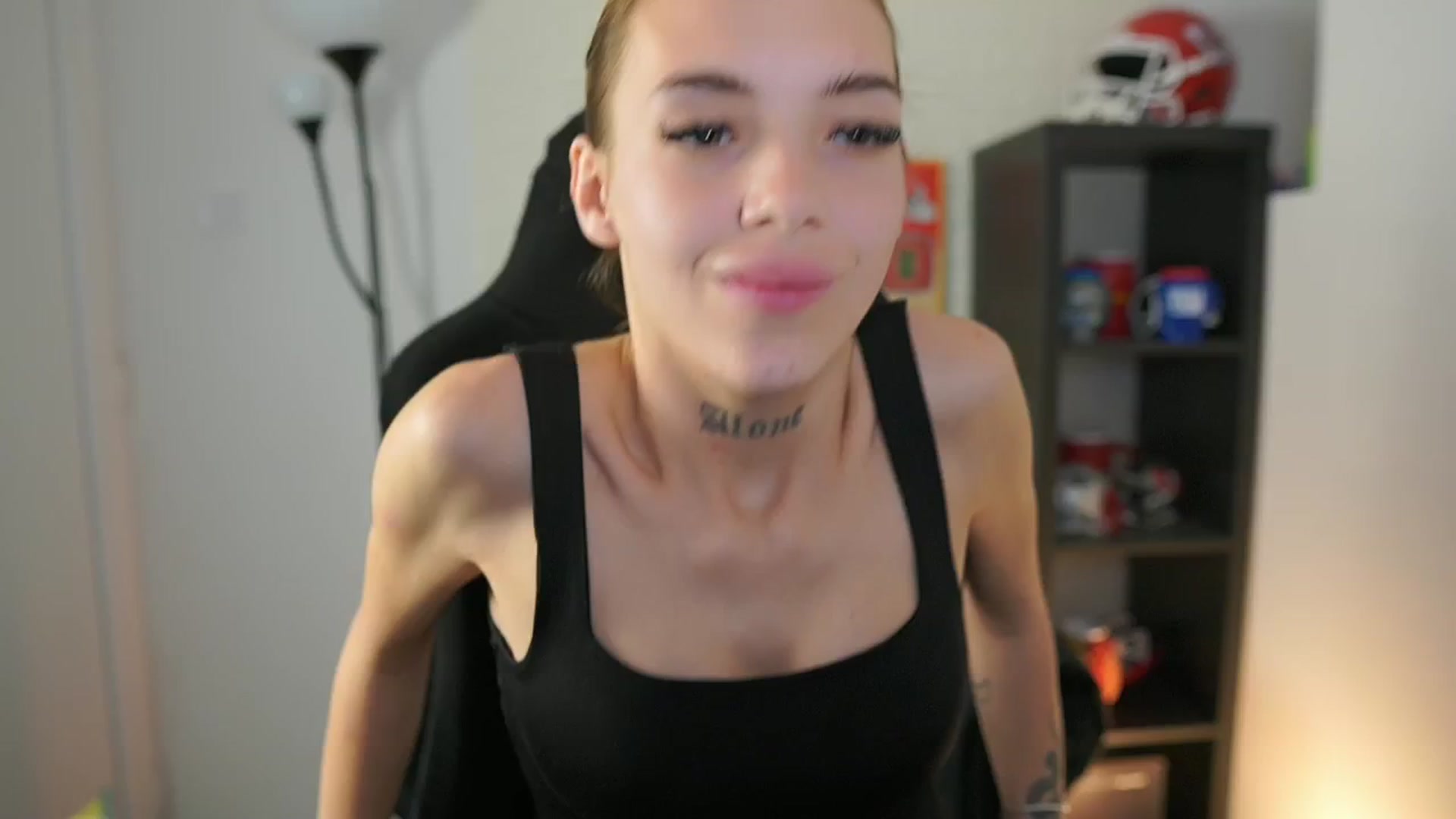 Gallery image thumbnail from Alexxisky's myfreecams stream on, 09/30/2025, 14:58 image 13 of 20