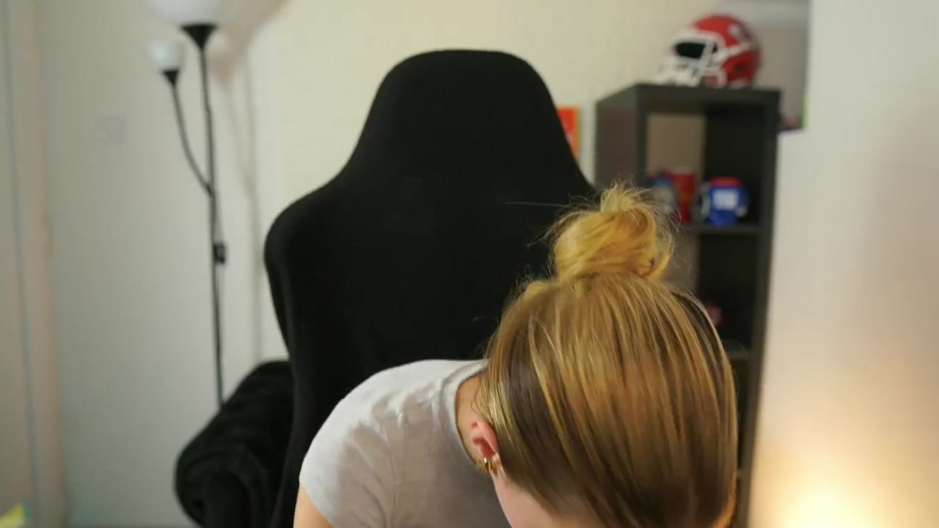 Gallery image thumbnail from Alexxisky's myfreecams stream on, 10/01/2025, 16:13 image 18 of 20