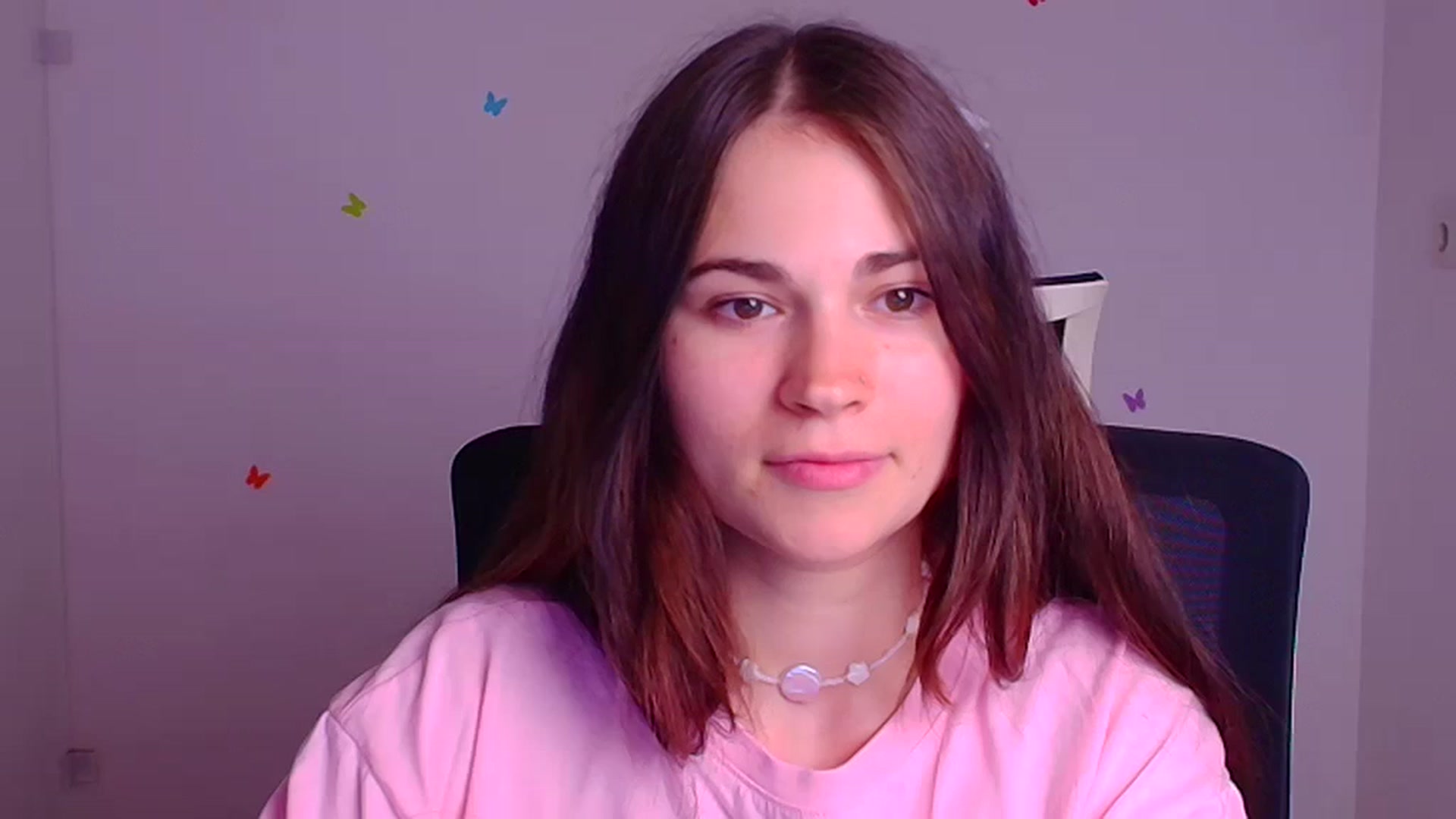 Gallery image thumbnail from Alexy_Feel's myfreecams stream on, 06/20/2025, 10:56 image 18 of 20