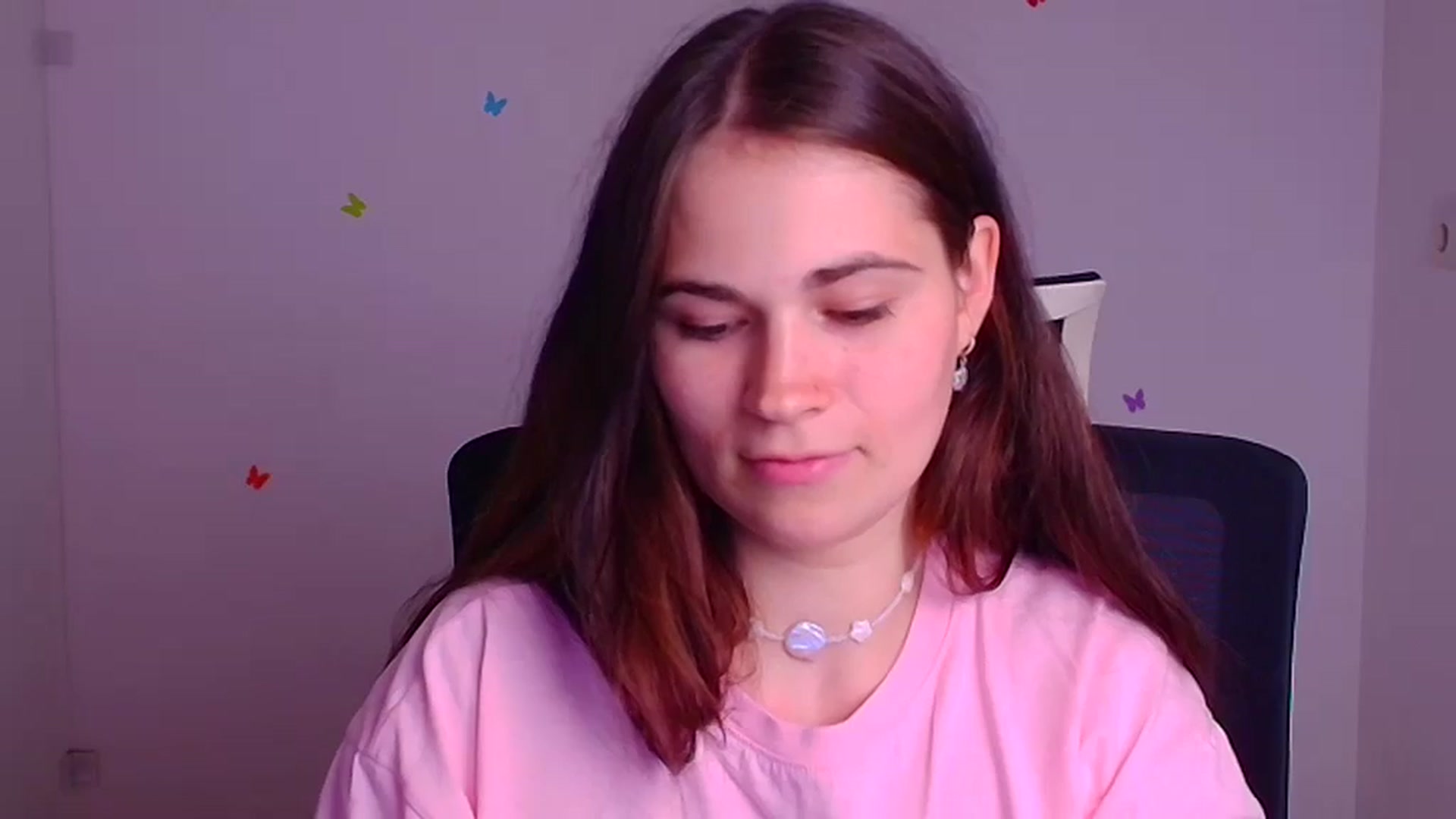 Gallery image thumbnail from Alexy_Feel's myfreecams stream on, 06/20/2025, 10:56 image 19 of 20