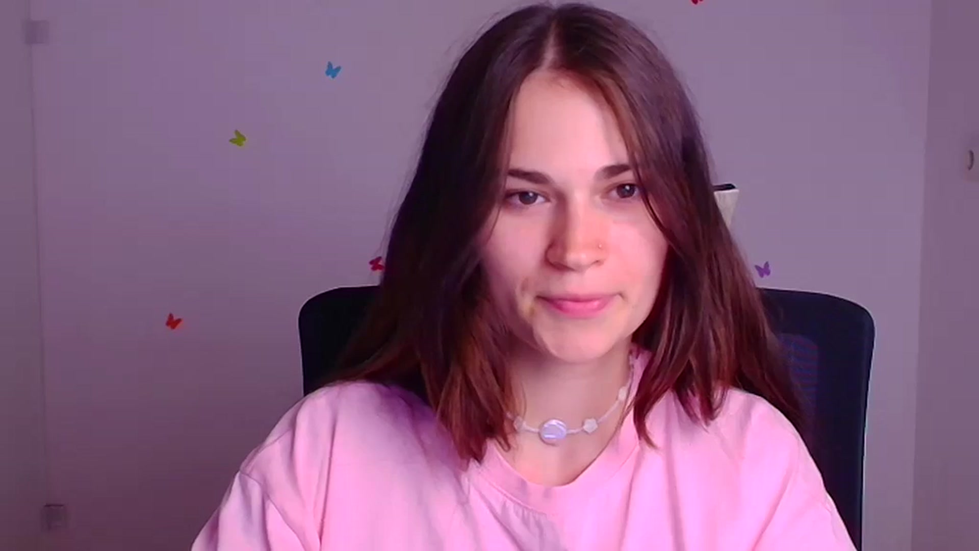 Gallery image thumbnail from Alexy_Feel's myfreecams stream on, 06/20/2025, 10:56 image 12 of 20