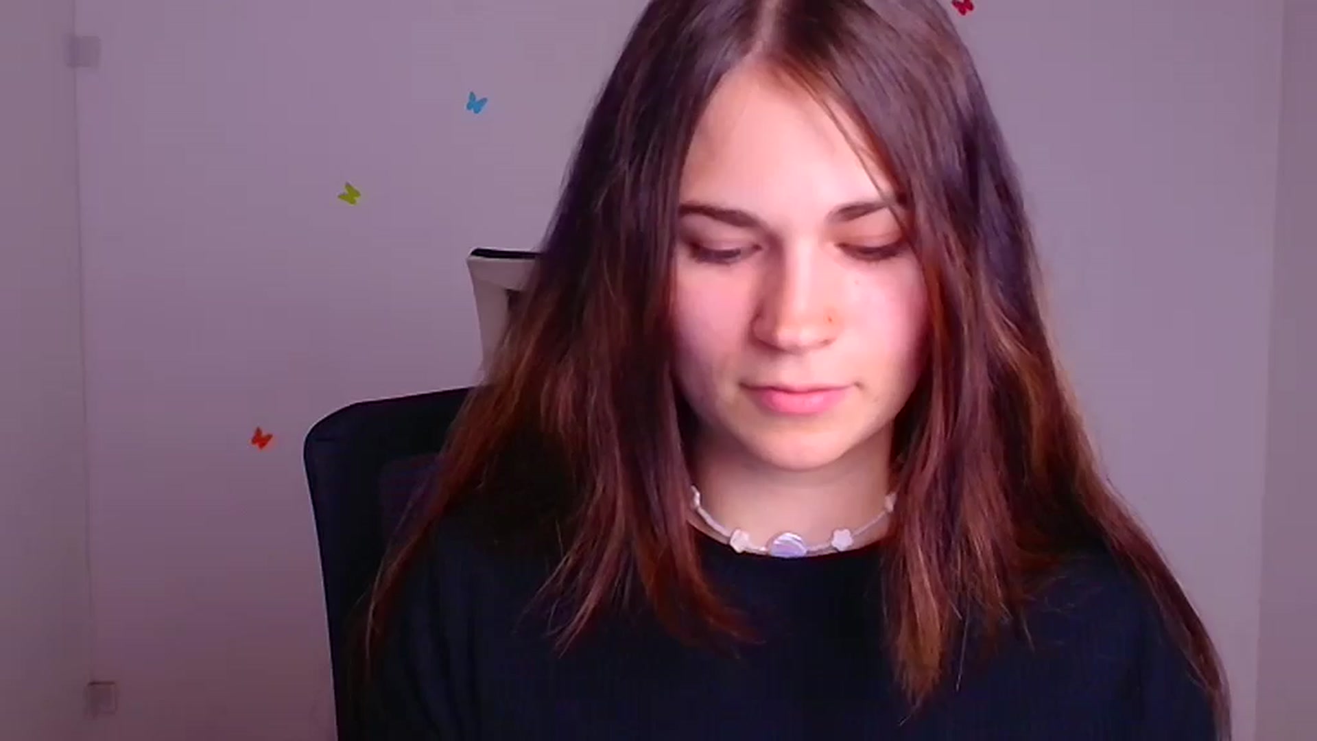 Gallery image thumbnail from Alexy_Feel's myfreecams stream on, 06/25/2025, 19:48 image 6 of 20