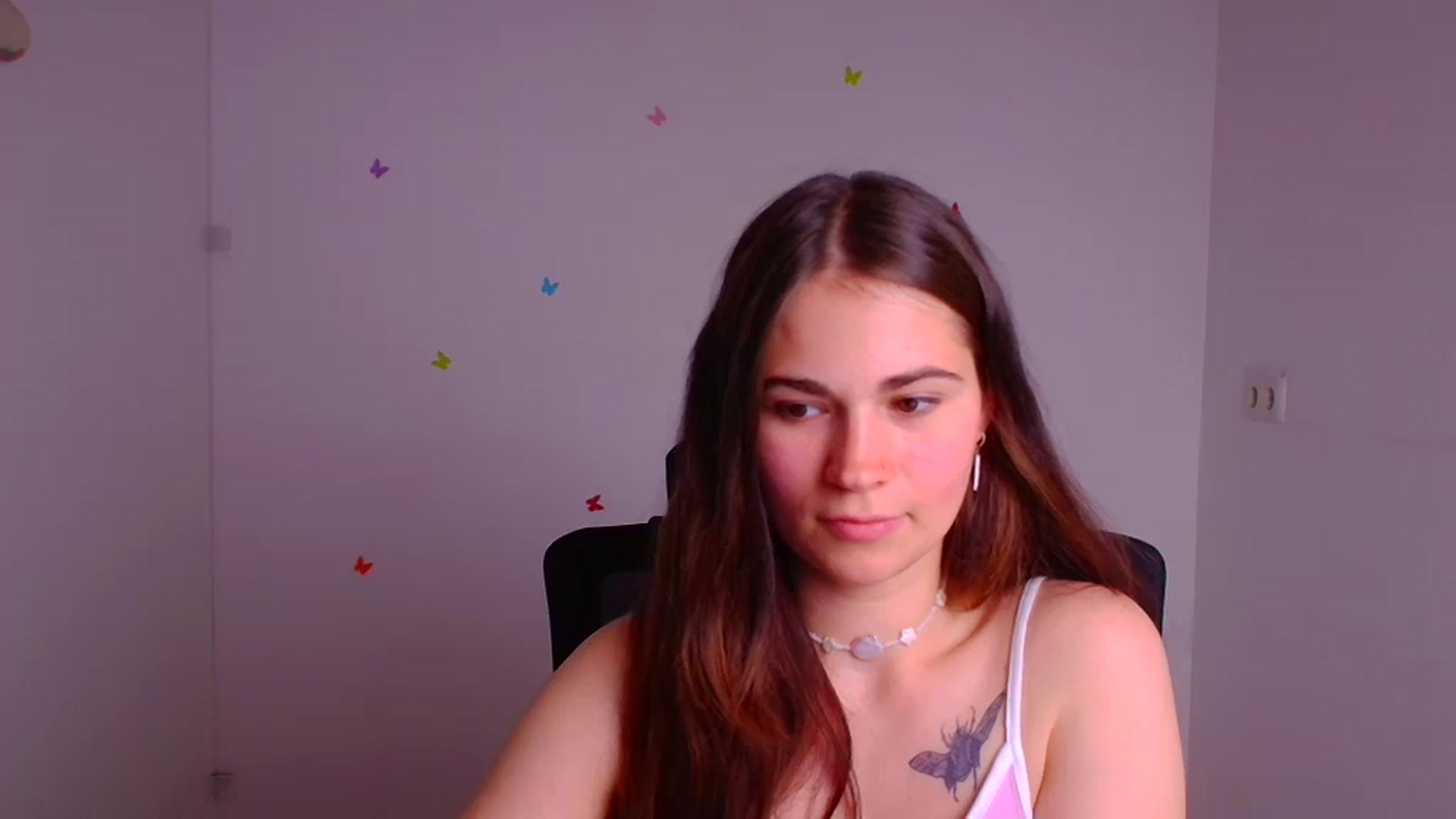 Gallery image thumbnail from Alexy_Feel's myfreecams stream on, 07/04/2025, 20:01 image 8 of 20