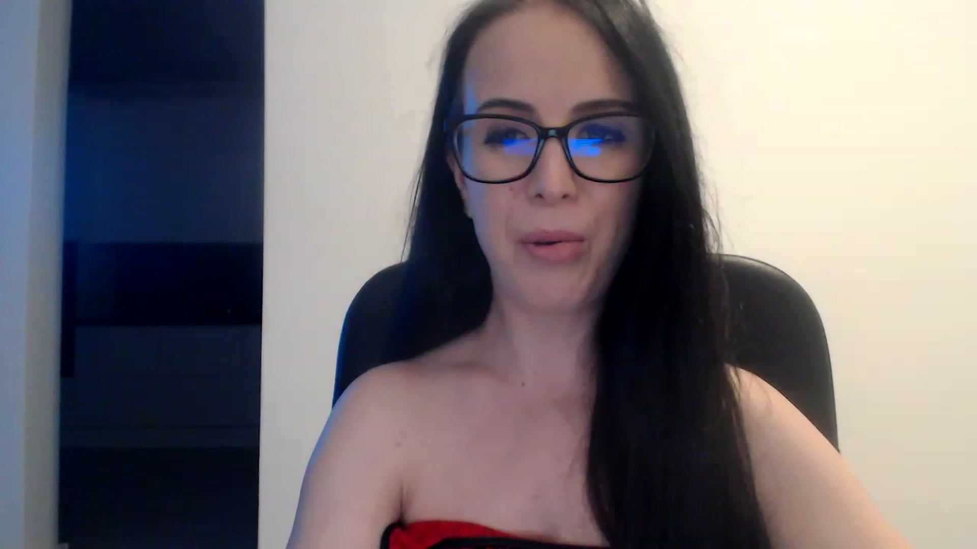 Gallery image thumbnail from Alexys23's myfreecams stream on, 11/27/2022, 04:56 image 13 of 20