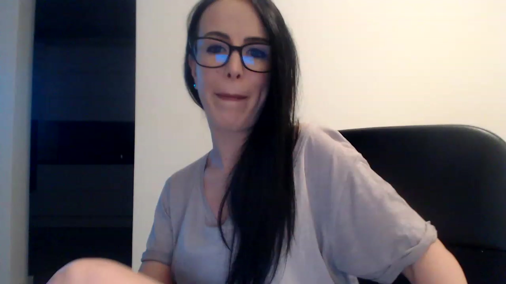 Gallery image thumbnail from Alexys23's myfreecams stream on, 12/25/2022, 05:22 image 3 of 20