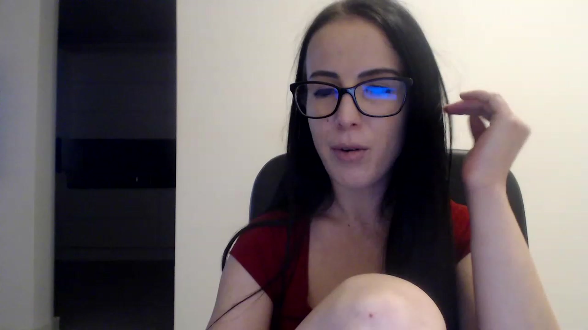 Gallery image thumbnail from Alexys23's myfreecams stream on, 12/26/2022, 05:38 image 17 of 20