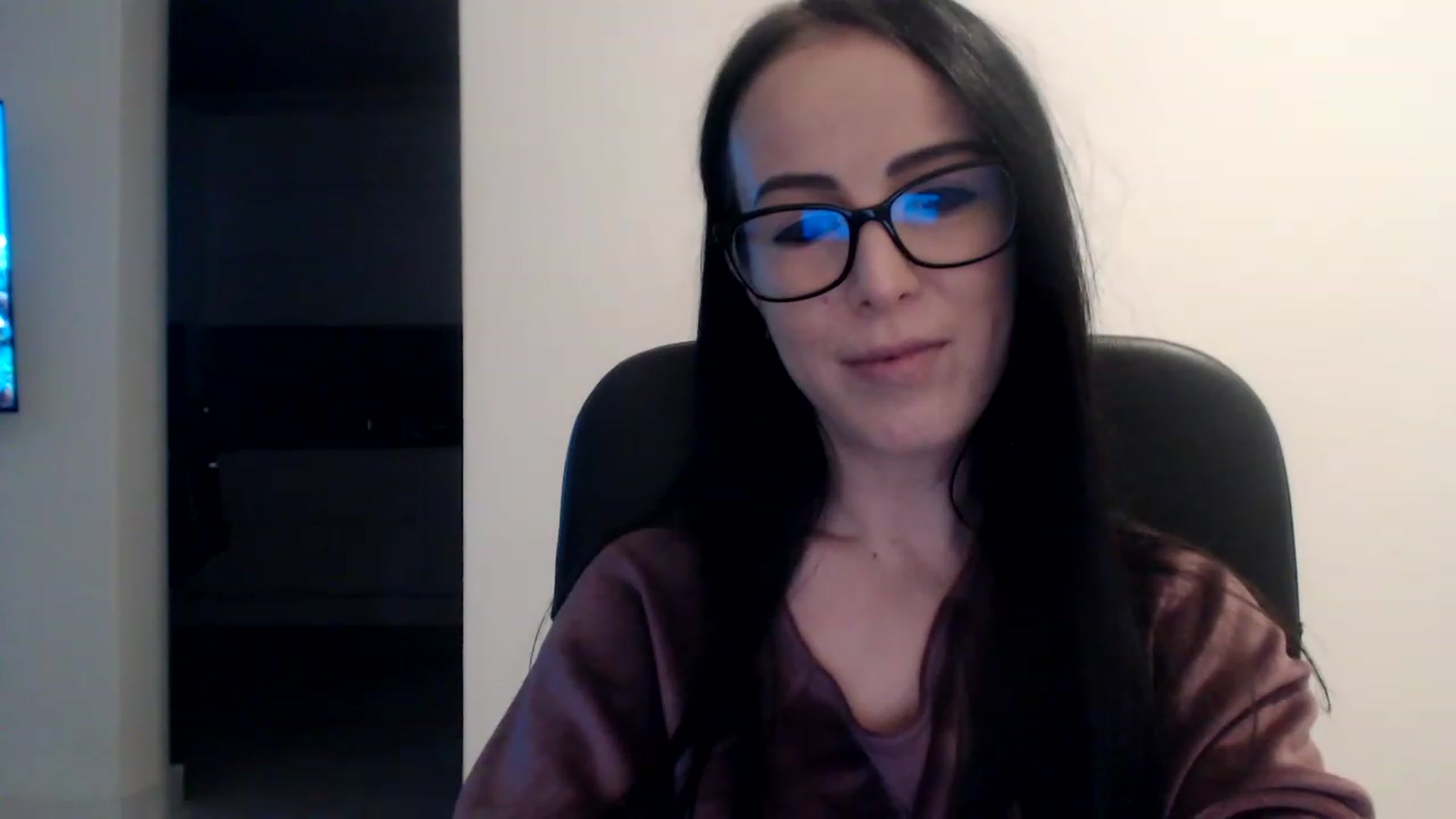 Gallery image thumbnail from Alexys23's myfreecams stream on, 12/27/2022, 03:58 image 3 of 20