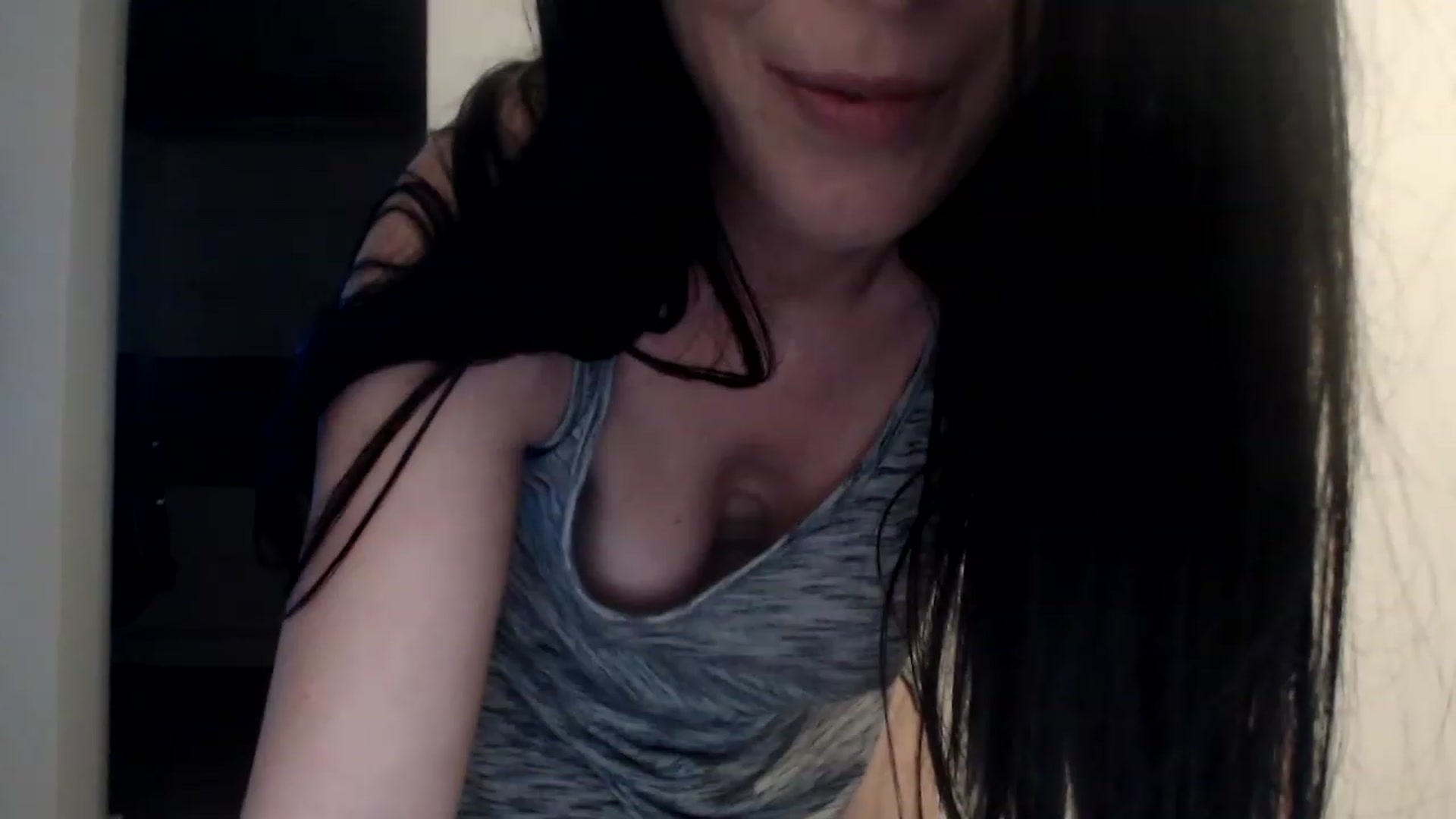 Gallery image thumbnail from Alexys23's myfreecams stream on, 12/27/2022, 06:16 image 9 of 20
