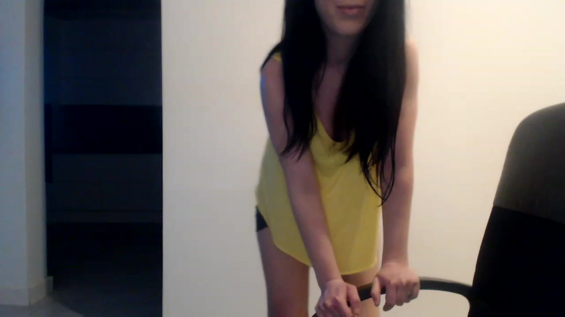Gallery image thumbnail from Alexys23's myfreecams stream on, 12/30/2022, 04:50 image 4 of 20
