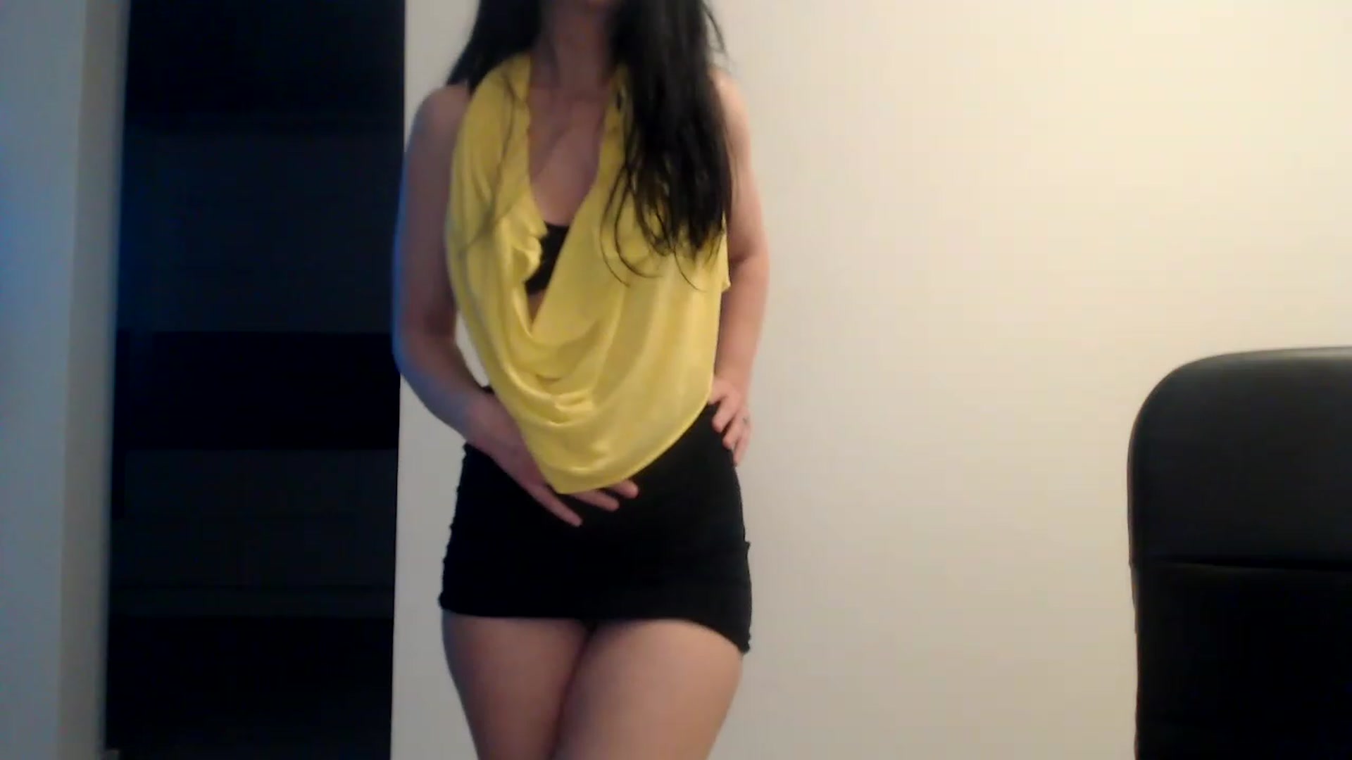 Gallery image thumbnail from Alexys23's myfreecams stream on, 12/30/2022, 05:48 image 14 of 20