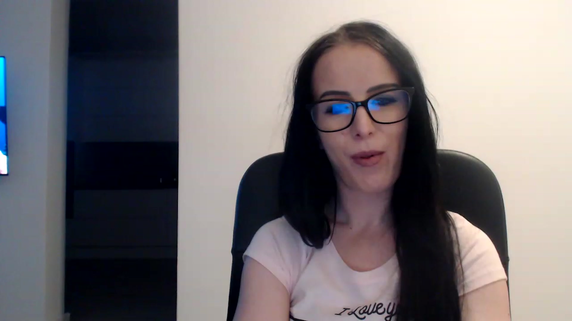Gallery image thumbnail from Alexys23's myfreecams stream on, 01/14/2023, 02:47 image 1 of 20
