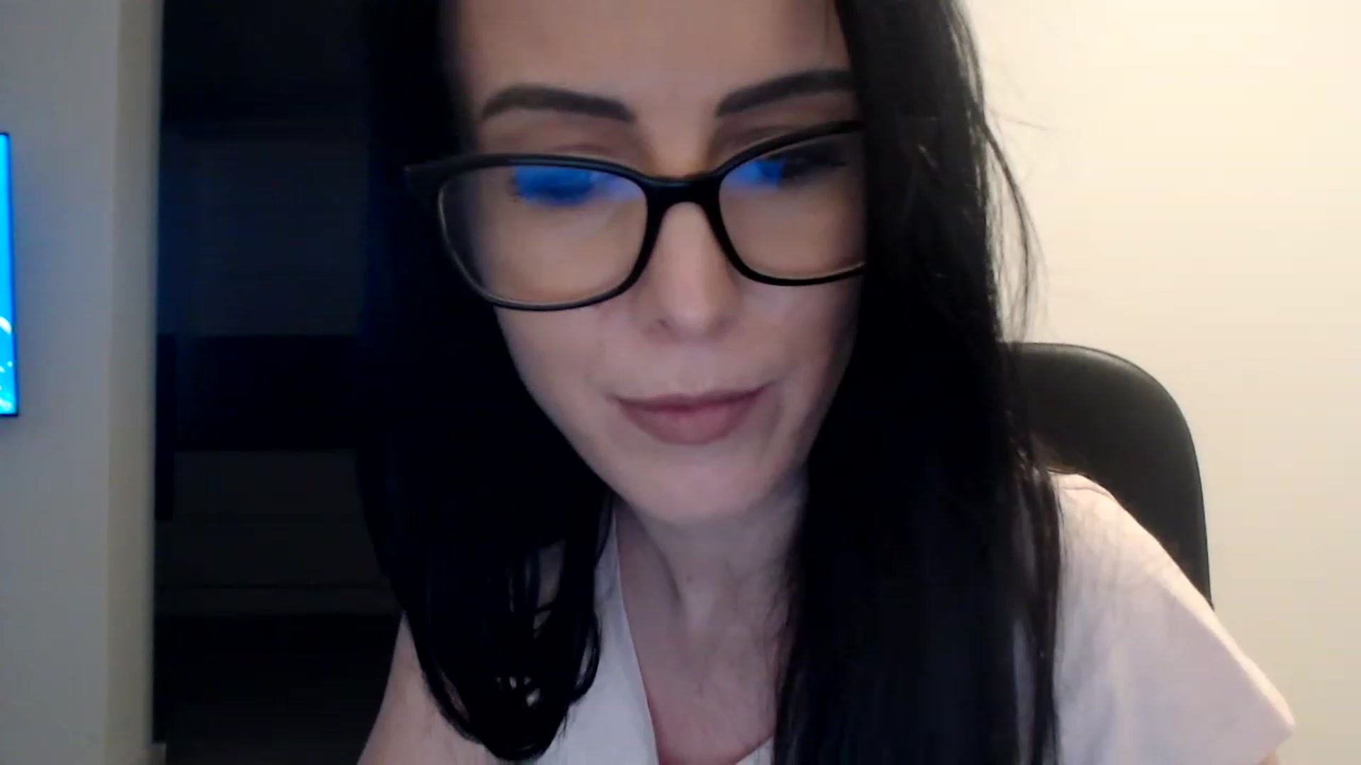 Gallery image thumbnail from Alexys23's myfreecams stream on, 01/14/2023, 02:47 image 2 of 20