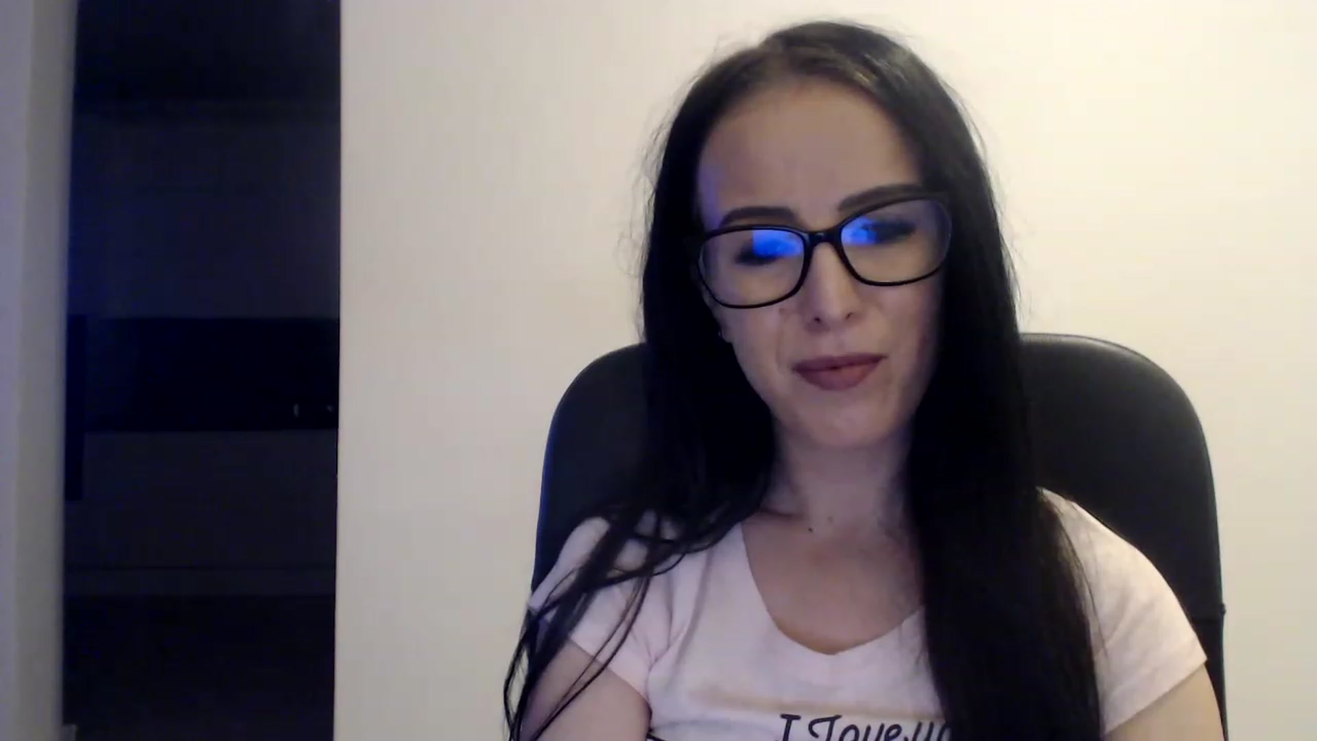 Gallery image thumbnail from Alexys23's myfreecams stream on, 01/14/2023, 02:47 image 20 of 20