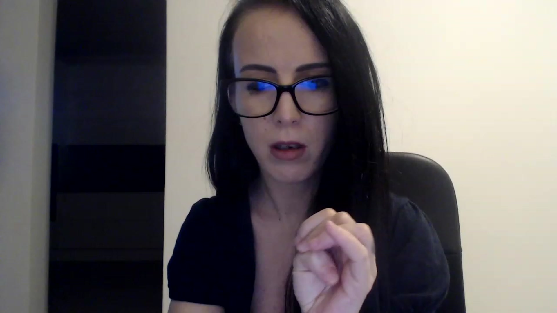 Gallery image thumbnail from Alexys23's myfreecams stream on, 01/15/2023, 05:42 image 1 of 20