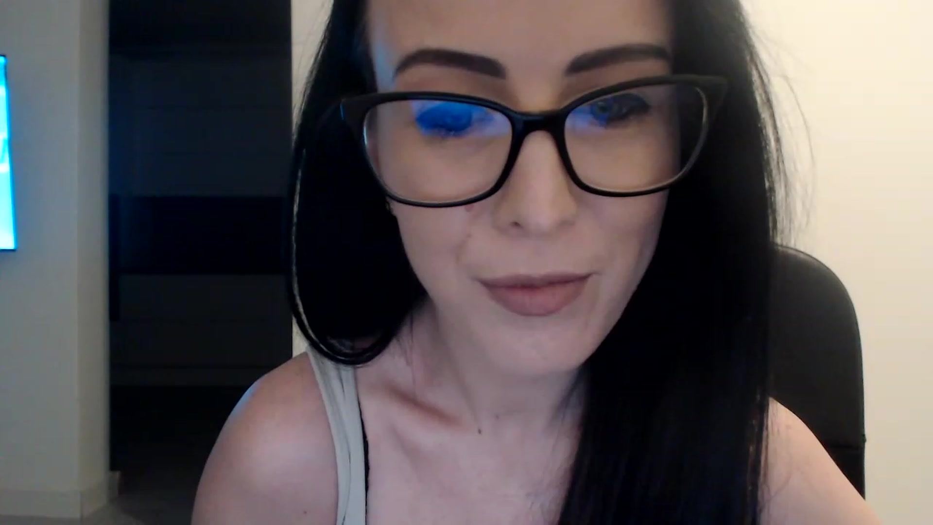 Gallery image thumbnail from Alexys23's myfreecams stream on, 01/30/2023, 03:02 image 9 of 20