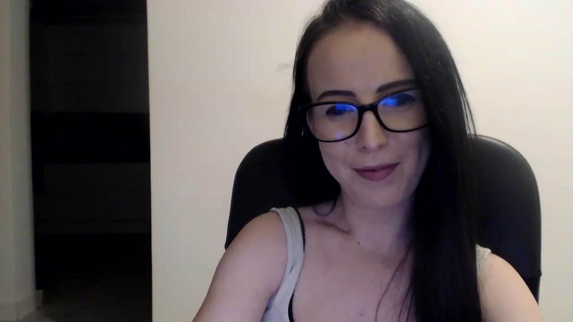 Gallery image thumbnail from Alexys23's myfreecams stream on, 01/30/2023, 04:14 image 6 of 20