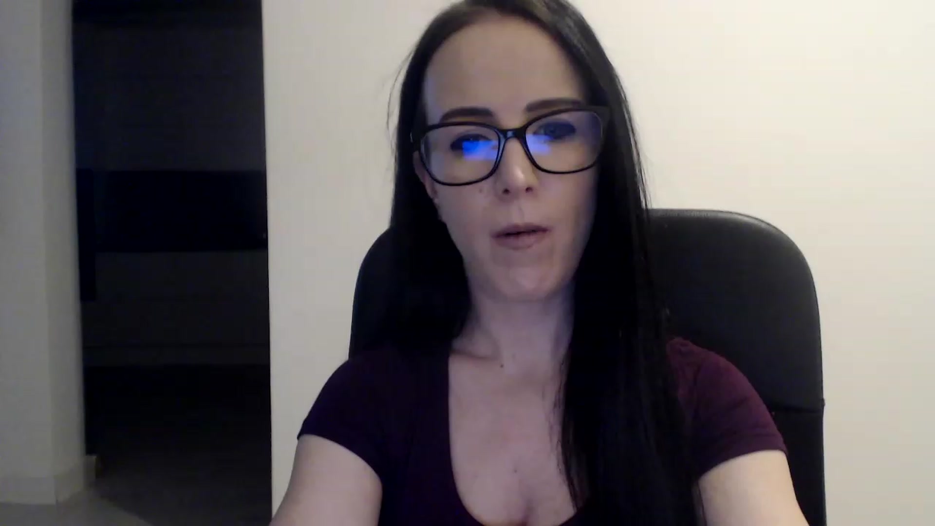 Gallery image thumbnail from Alexys23's myfreecams stream on, 01/31/2023, 03:40 image 13 of 20