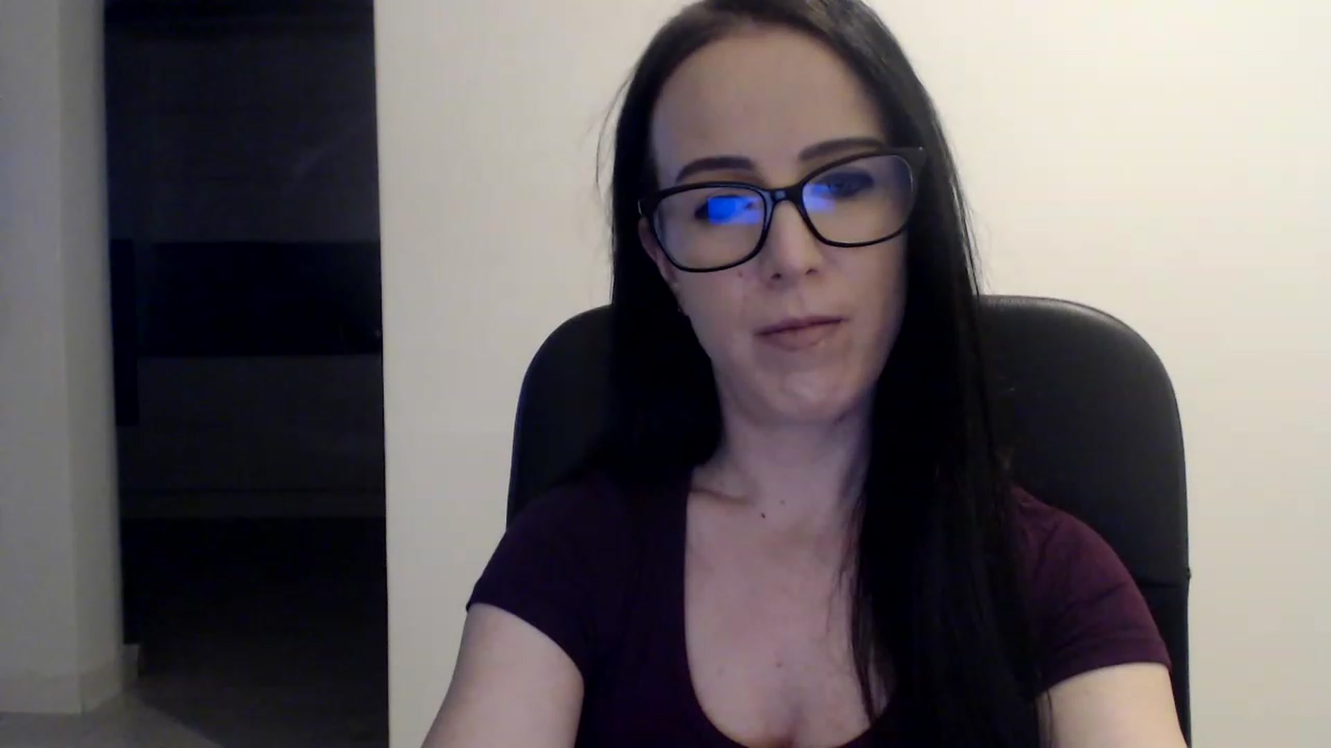 Gallery image thumbnail from Alexys23's myfreecams stream on, 01/31/2023, 03:40 image 4 of 20