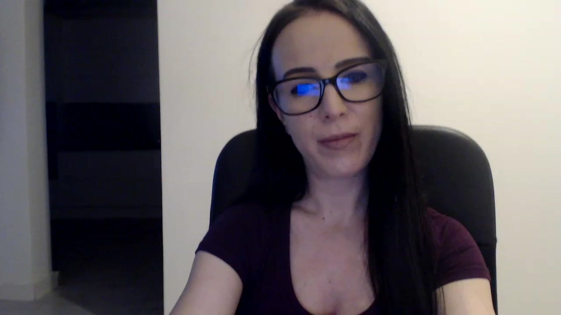 Gallery image thumbnail from Alexys23's myfreecams stream on, 01/31/2023, 03:40 image 10 of 20