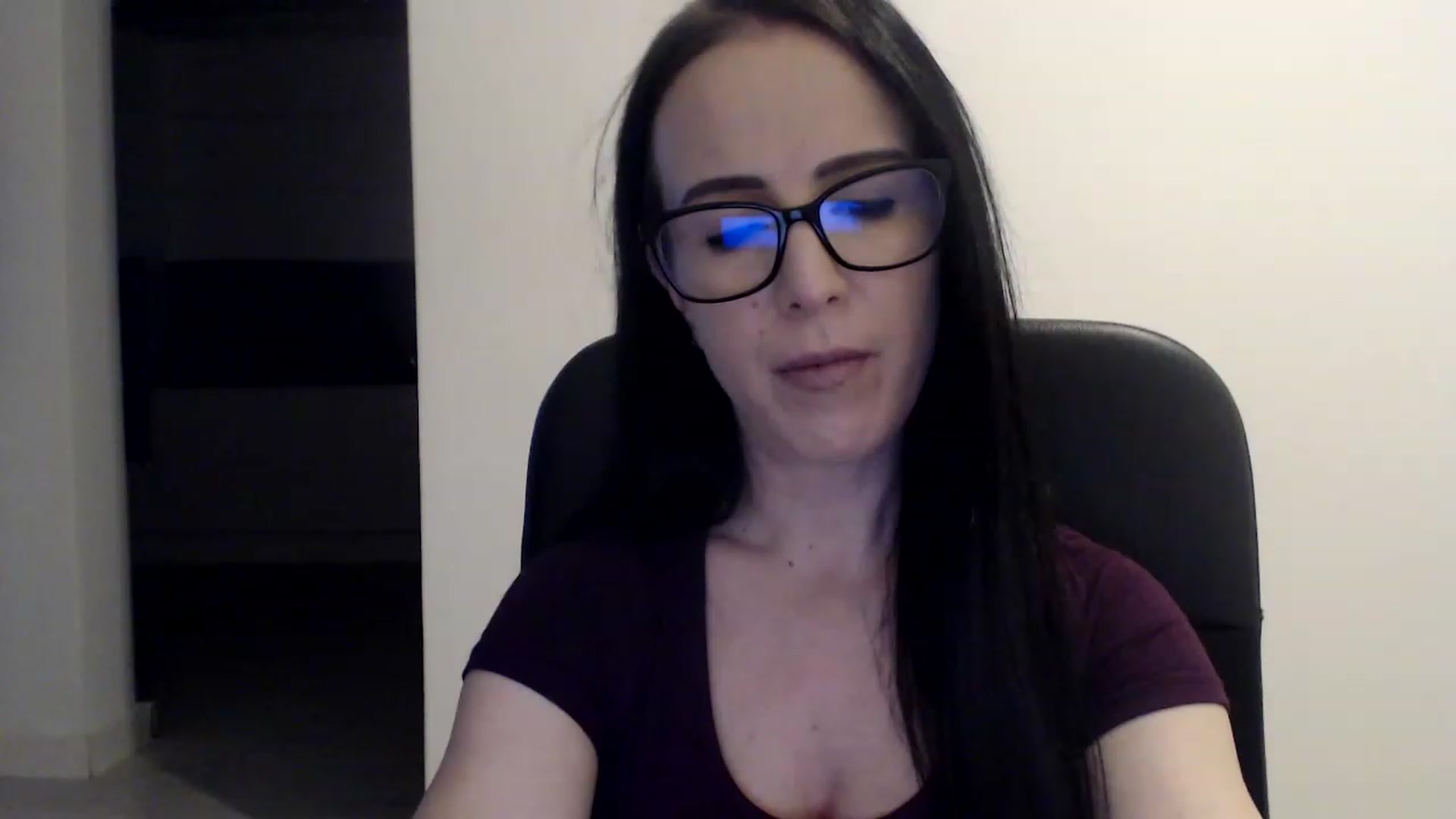 Gallery image thumbnail from Alexys23's myfreecams stream on, 01/31/2023, 03:40 image 12 of 20