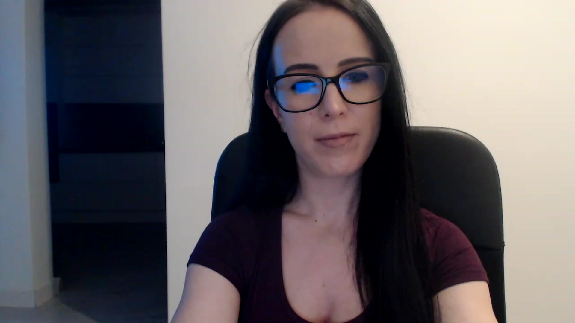 Gallery image thumbnail from Alexys23's myfreecams stream on, 01/31/2023, 03:40 image 14 of 20