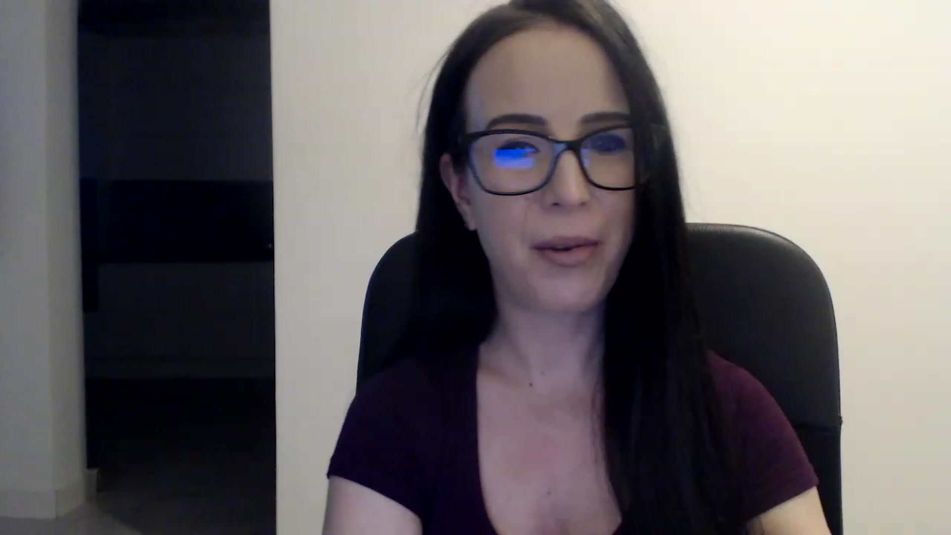 Gallery image thumbnail from Alexys23's myfreecams stream on, 01/31/2023, 03:40 image 2 of 20