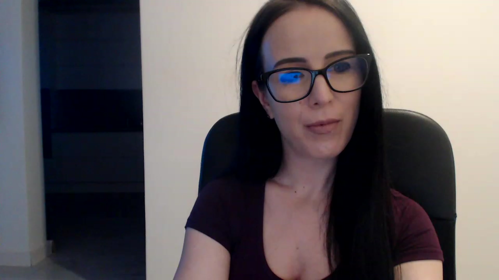 Gallery image thumbnail from Alexys23's myfreecams stream on, 01/31/2023, 03:40 image 16 of 20