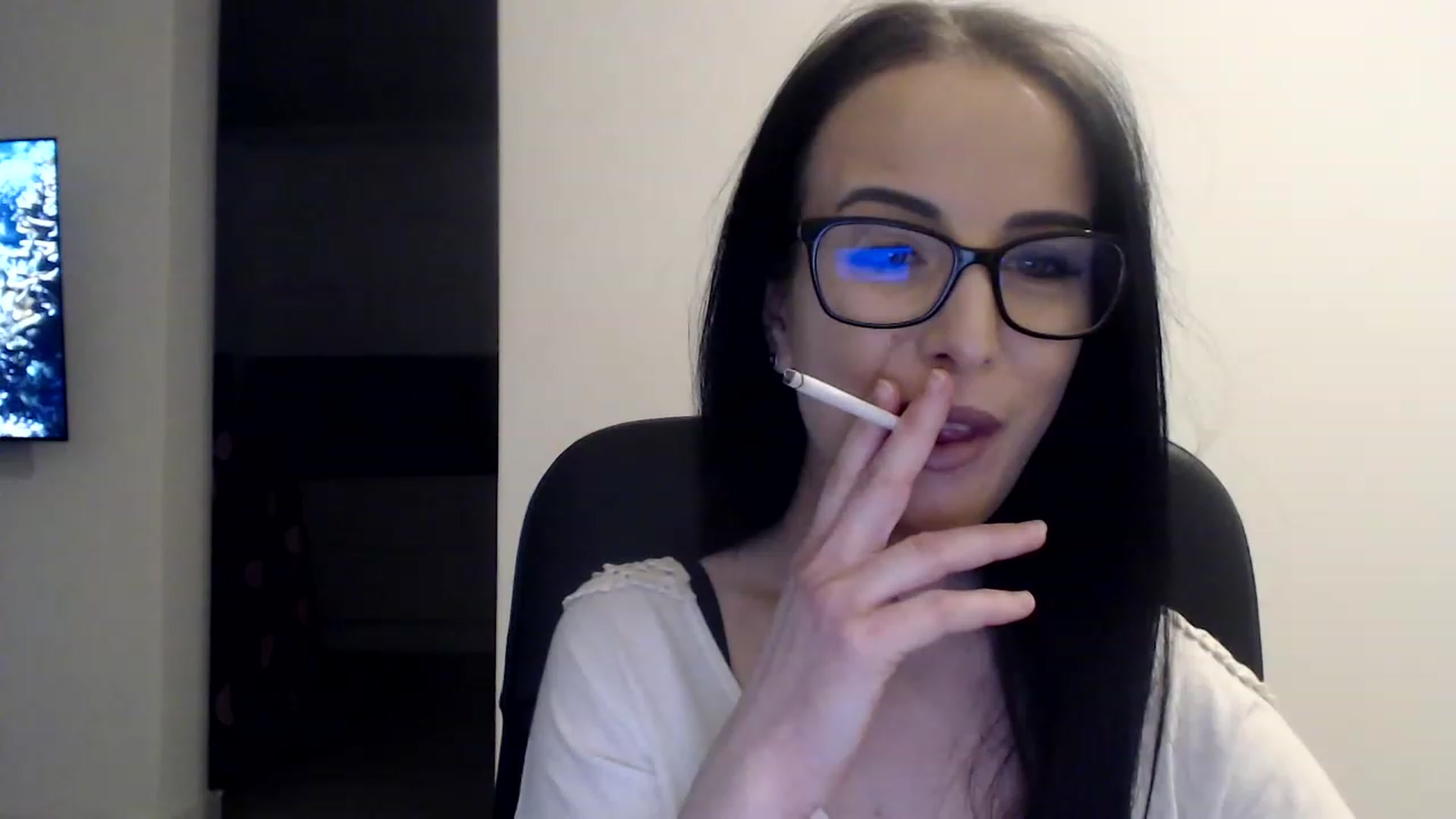 Gallery image thumbnail from Alexys23's myfreecams stream on, 02/10/2023, 01:35 image 5 of 20