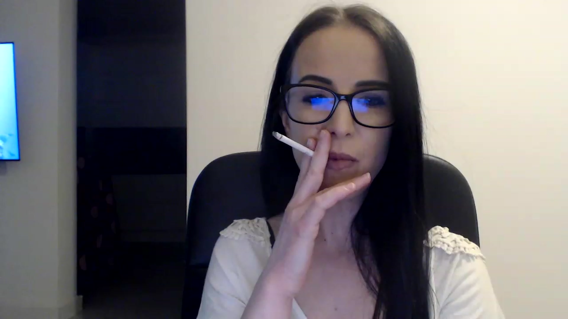 Gallery image thumbnail from Alexys23's myfreecams stream on, 02/10/2023, 02:30 image 4 of 20