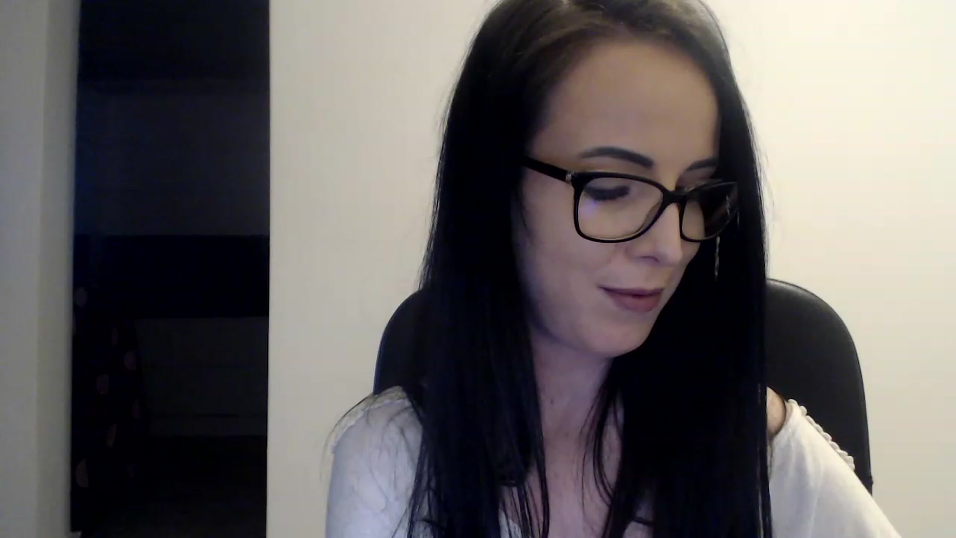 Gallery image thumbnail from Alexys23's myfreecams stream on, 02/10/2023, 04:46 image 7 of 20