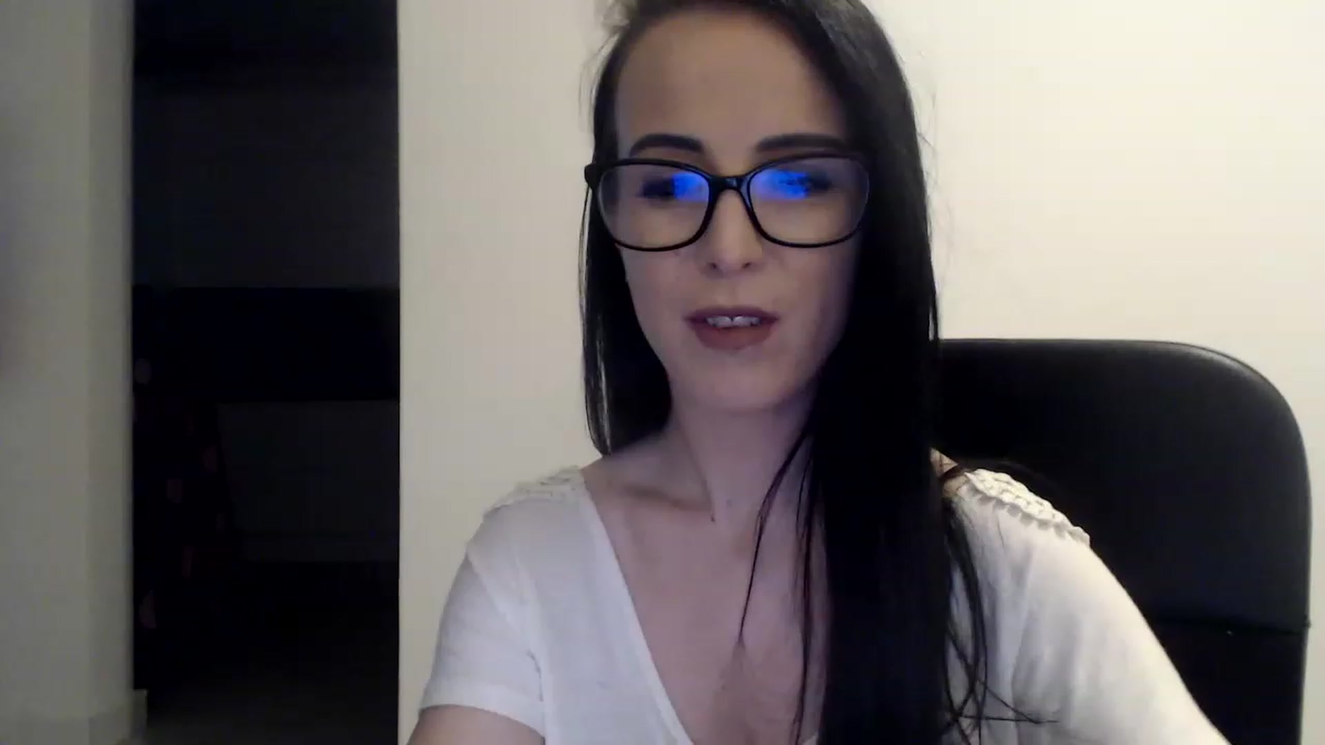 Gallery image thumbnail from Alexys23's myfreecams stream on, 02/10/2023, 05:54 image 14 of 20