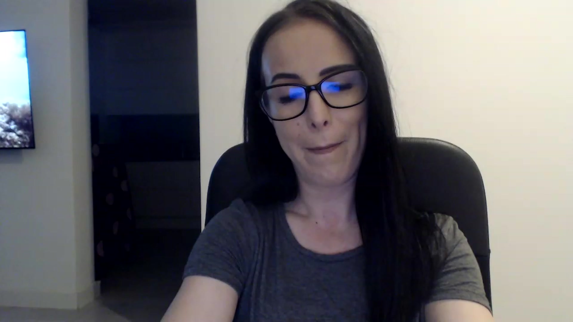 Gallery image thumbnail from Alexys23's myfreecams stream on, 02/11/2023, 02:57 image 13 of 20