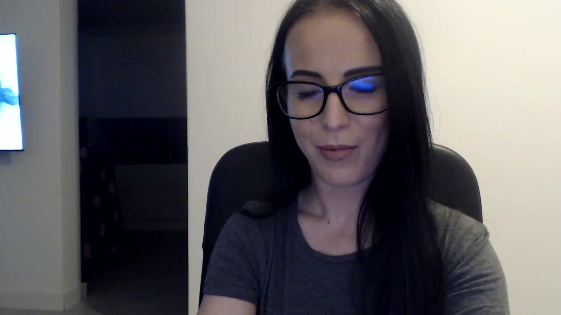 Gallery image thumbnail from Alexys23's myfreecams stream on, 02/11/2023, 02:57 image 4 of 20