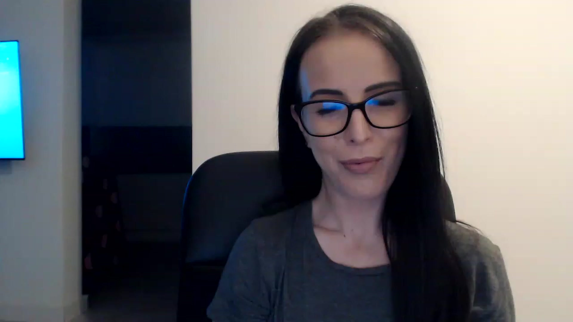 Gallery image thumbnail from Alexys23's myfreecams stream on, 02/11/2023, 02:57 image 3 of 20